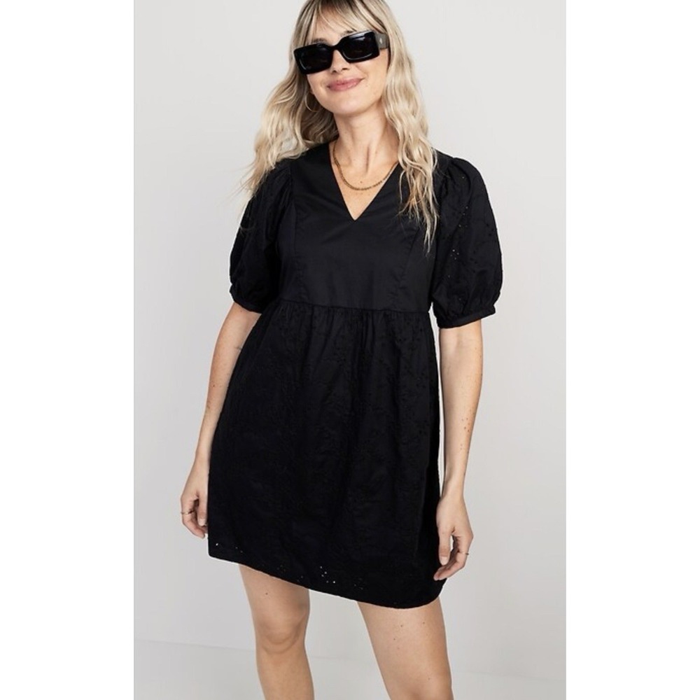 Old Navy Eyelet Mini Dress XL Black Cotton Puff Sleeve V Neck Babydoll